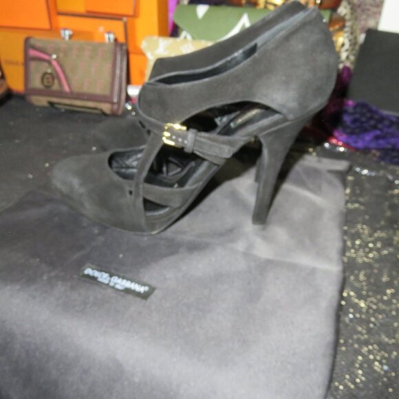 Dolce and Gabbana Black Italian Suede Leather Cut Out Pumps Heels Stilettos siz - Picture 1 of 13